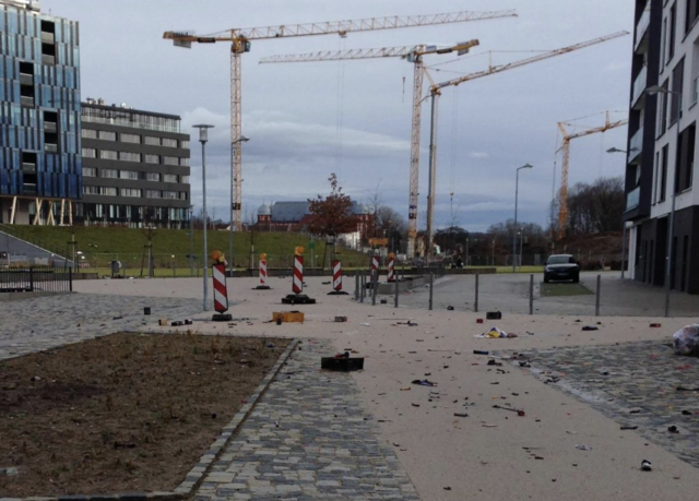 Abgebrannte Böller liegen in Karlsruhe rum | Foto: TSK