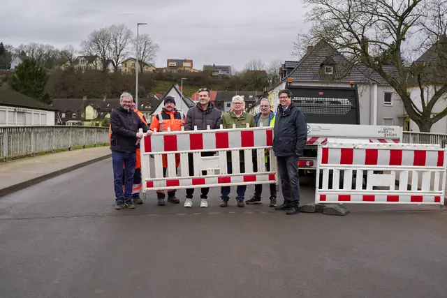 Nach über einem Jahr Bauzeit ist die „Schlaglochstraße“ Geschichte: In Ixheim wurde die Schlachthofstraße offiziell freigegeben. | Foto: Stadt Zweibrücken