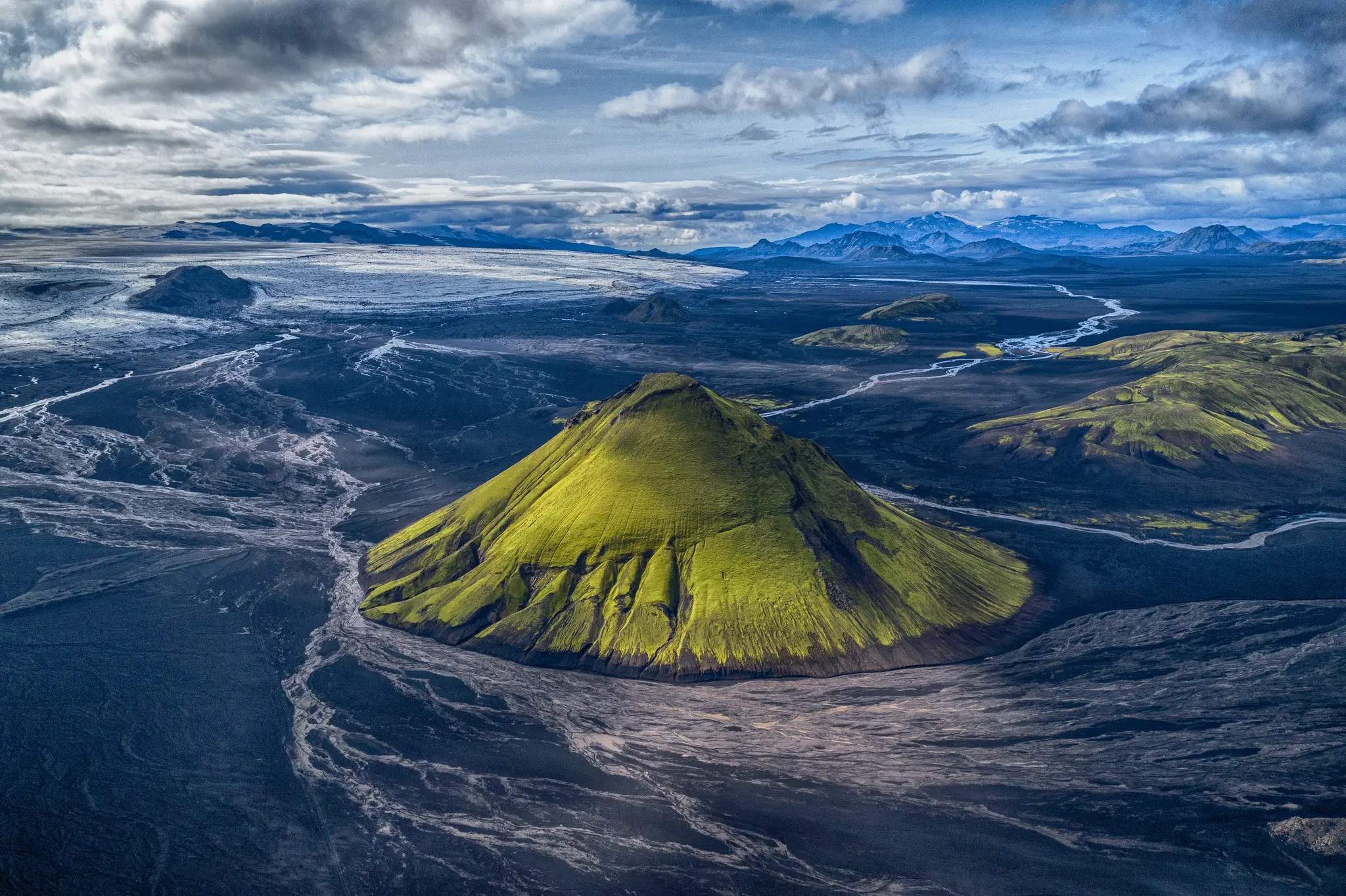 Multivisionsshow-ber-das-Land-aus-Feuer-und-Eis-Island