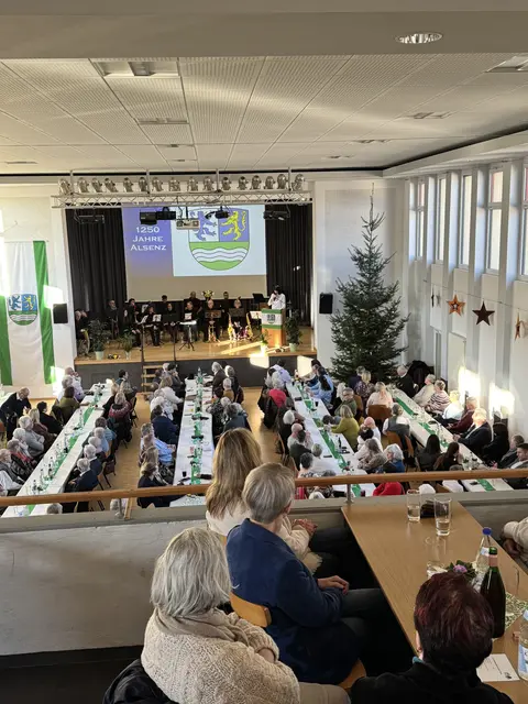 Festakt 1250 Jahre Alsenz in voller Nordpfalzhalle  | Foto: Arno Mohr 