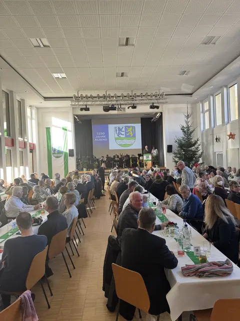 Festakt 1250 Jahre Alsenz in der Nordpfalzhalle gut besucht   | Foto: Arno Mohr 