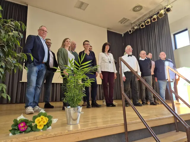 1250 Jahre Alsenz Dank an das Helferteam beim Festakt in der Nordpfalzhalle   | Foto: Arno Mohr 