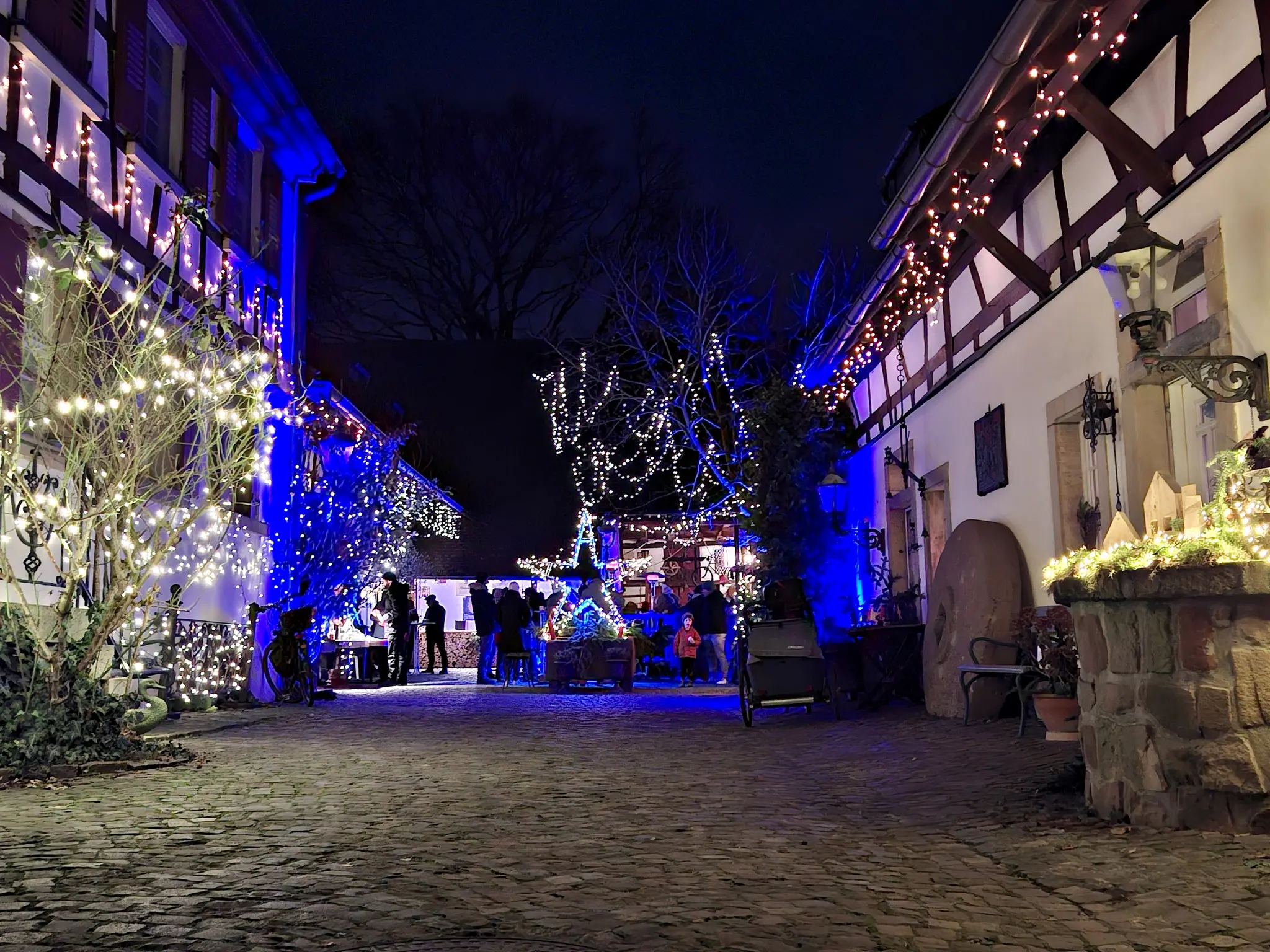 -Winterzauber-im-Hofgut-Wohnzimmer-f-r-alle