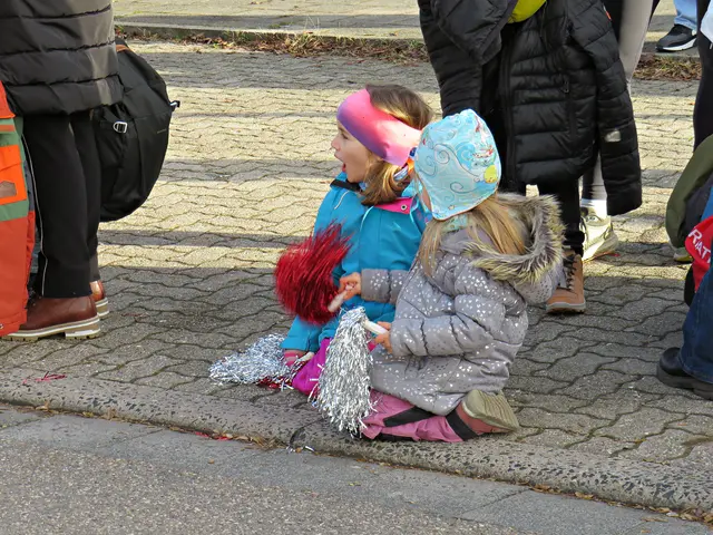 Zwei kleine Cheerleaderinnen | Foto: Brigitte Melder