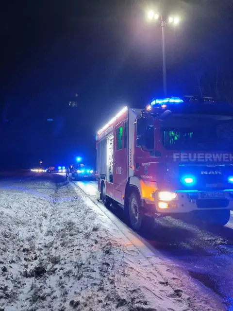 Die Feuerwehr sicherte die Einsatzstelle umfassend ab | Foto: Freiwillige Feuerwehr Weilerbach