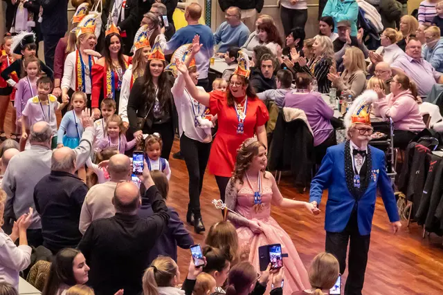 Stimmung ist bei den Fasnachter | Foto: Wolfgang Neuberth