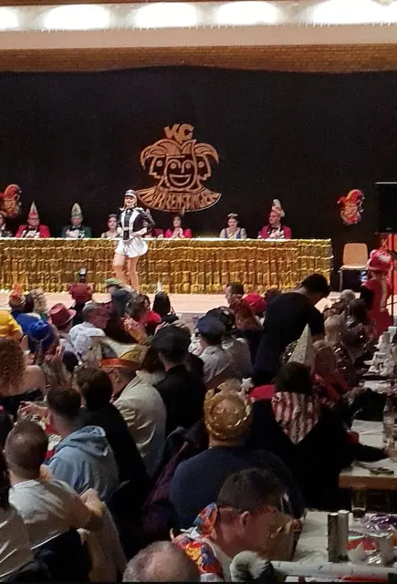 Das Narrenschiff war voll besetzt: die Prunksitzung der Karneval-Gesellschaft Narrensänger im vergangenen Jahr | Foto: KG Narrensänger/gratis