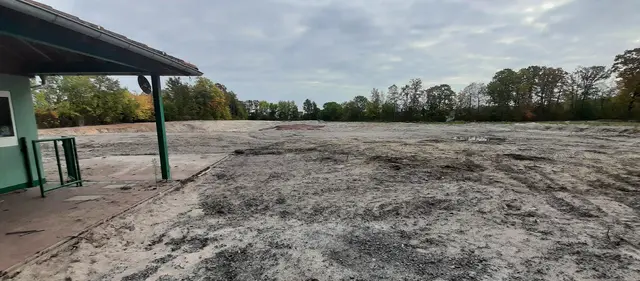 Ex Badepark  ohne Bäume  | Foto: G.Moses