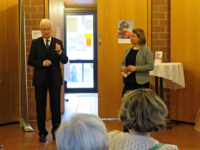 Prof. Dr. Jürgen Riemann und Stefanie Hönle | Foto: Brigitte Melder