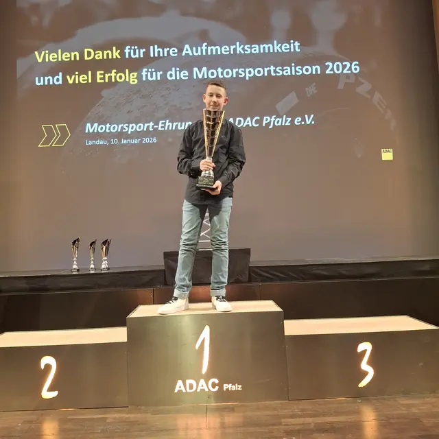 Leon Briesach bei der ADAC Motosport-Ehrung in Landau | Foto: Briesach/frei