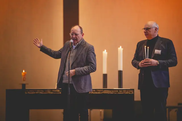 Oberbürgermeister Specht bei der Eröffnung der Vesperkirche | Foto: Alexander Kästel (JeLa)
