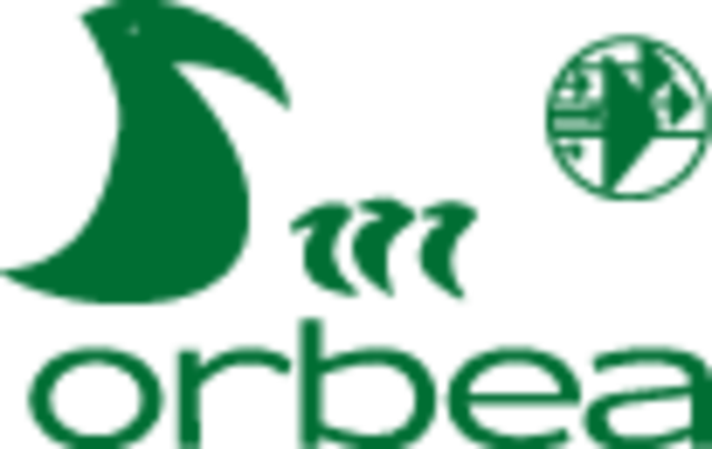 Die Ornithologische Beobachtungsstation Altrhein (ORBEA) wurde 1960 in Ludwigshafen gegründet. Sie engagiert sich seit mehr als sechs Jahrzehnten für den Schutz von Vögeln, Biodiversität und natürlichen Lebensräumen im urbanen und industriellen Umfeld. Getragen wird die ORBEA ausschließlich von Ehrenamtlichen, die mit Fachwissen, Ausdauer und Leidenschaft vielfältige Aufgaben übernehmen - von Nistkastenpflege und Schwalbenschutz über Umweltbildung bis hin zu Forschungskooperationen und politischem Engagement. Heute betreut die ORBEA über 2.000 Nistkästen und mehr als 600 Schwalbennester, arbeitet mit Unternehmen und Universitäten zusammen und bietet jährlich zahlreiche Exkursionen, Vorträge und Schulprojekte an. Die Arbeit ist zu 100 Prozent ehrenamtlich und wird durch Spenden, Kooperationen und praktische Unterstützung ermöglicht. Mehr zur ORBEA: https://www.maudach.de/orbea.html | Foto: Foto: ORBEA 