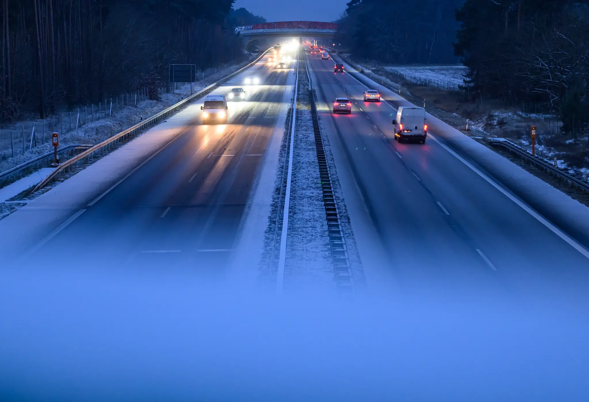 Wunderschone Sie Mochten Die Autobahn An Der Nachsten Ausfahrt Verlassen Bildnull