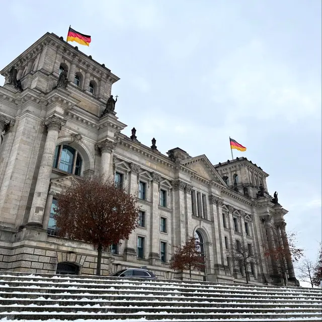 Schauplatz politischer Gespräche: Der Deutsche Bundestag in Berlin, wo Ralf Hechler Bundestagspräsidentin Julia Klöckner zu einem Austausch traf. | Foto: Hechler