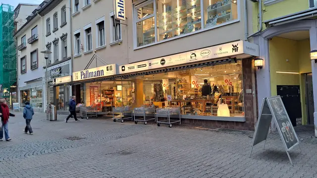Nach 115 Jahren schließt das Haushaltswarengeschäft Pallmann in der Marktstraße  | Foto: Monika Klein