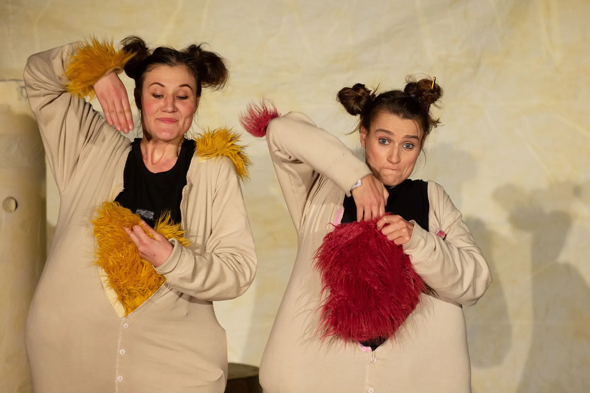 Der-B-r-der-nicht-da-war-Theater-HERZeigen