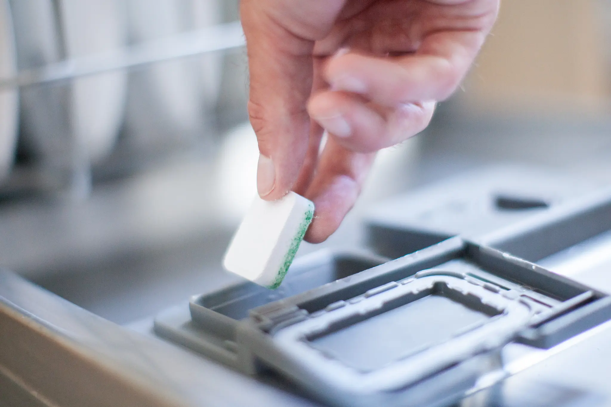 Tabs-oder-Pulver-f-r-die-Sp-lmaschine-Verbraucherzentrale-gibt-Tipps