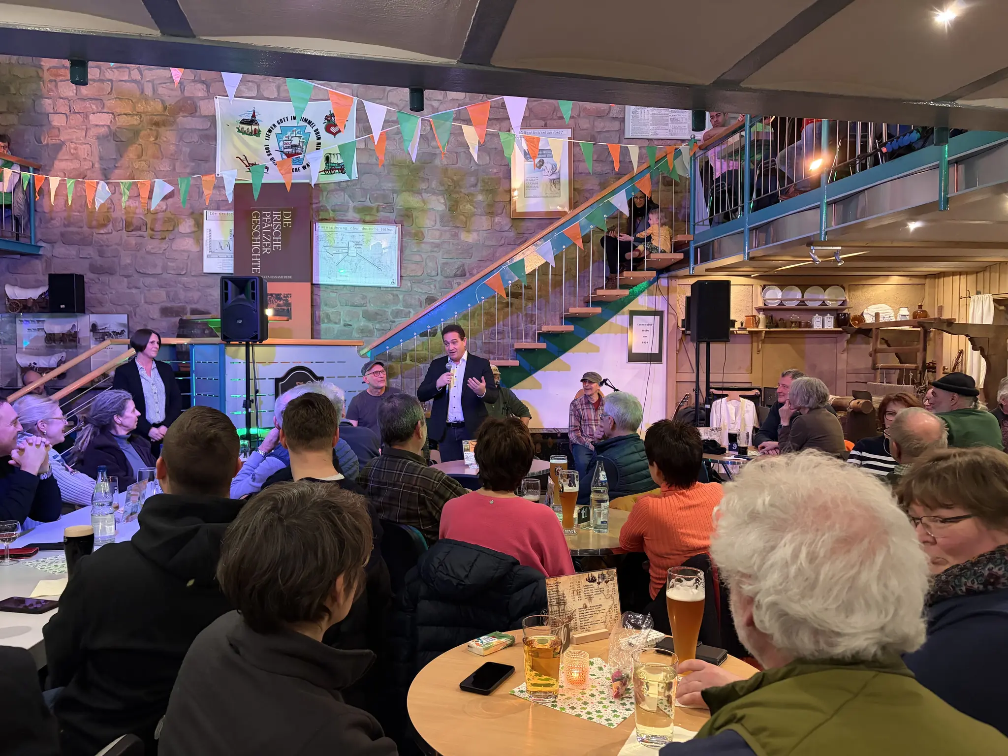 Irischer-Geschichte-wird-im-Auswanderermuseum-Oberalben-pr-sentiert