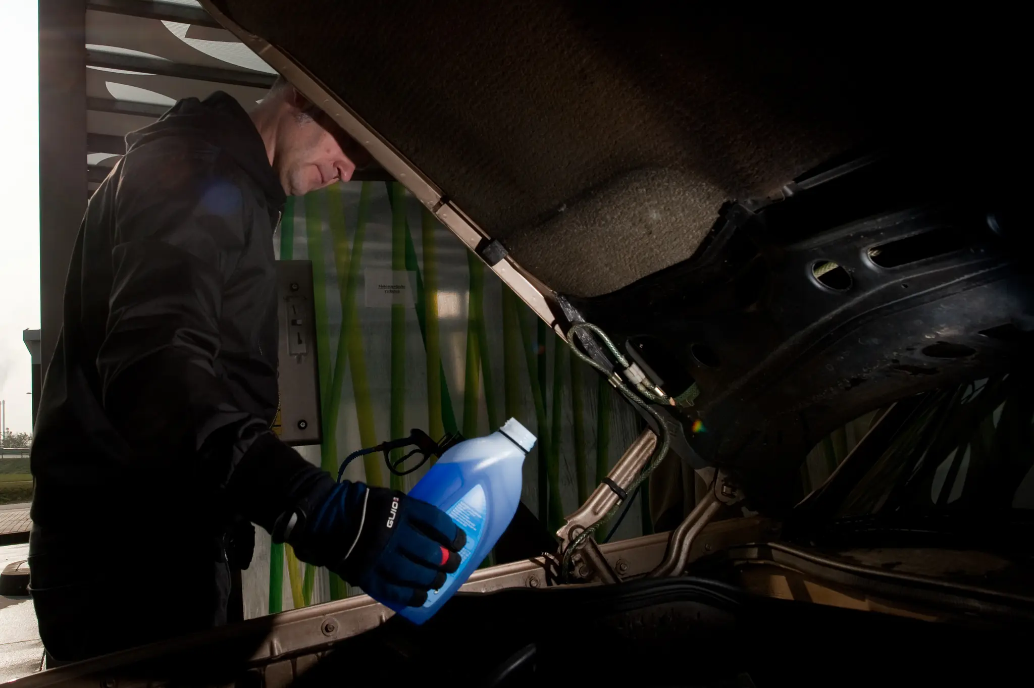 Frostschutz-pr-fen-T-V-Tipps-f-r-f-r-klare-Sicht-und-sicheren-Motor