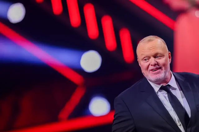 Stefan Raab und Barbara Schöneberger moderieren im Frühjahr die neue RTL-Quizshow „Wer weiß wie wann was war?“  | Foto: Rolf Vennenbernd/dpa-mag