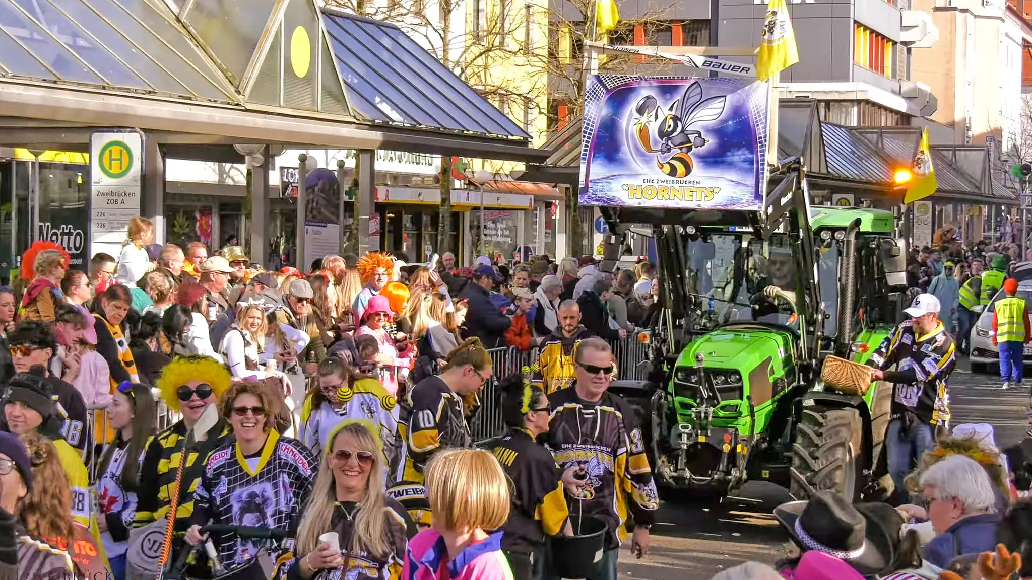 Fastnachtsumzug-Zweibr-cken-2026-Wann-der-n-rrische-Lindwurm-durch-die-Stadt-zieht