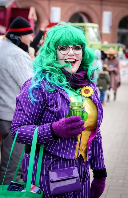 An Fastnachtsdienstag zieht der närrische Gaudiwurm durch Grünstadt | Foto: Cornelia Bauer