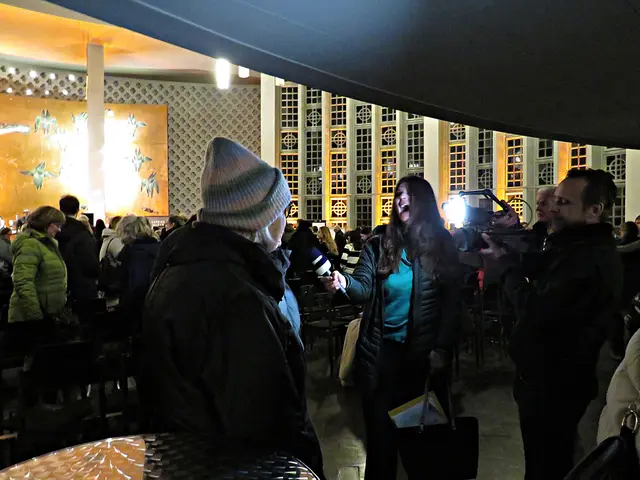 Anschließende Interviews | Foto: Brigitte Melder