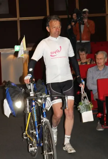 Einzug zur Podiumsdiskussion im Urania | Foto: Claus Wulff