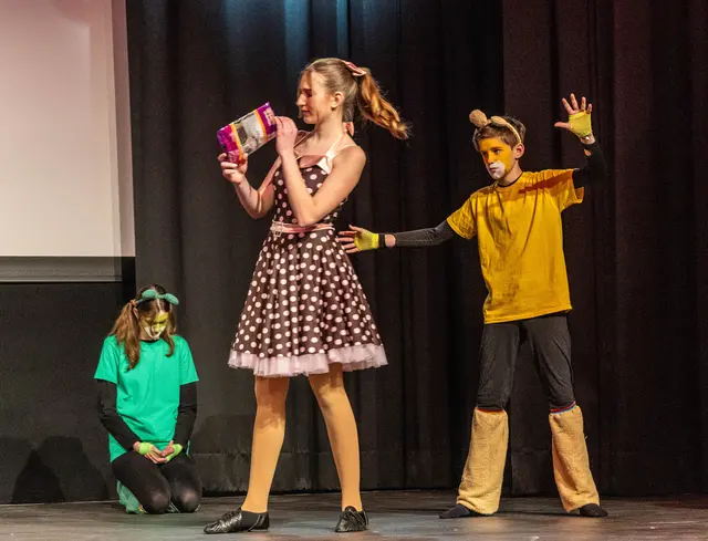Gummibärchen : Die Kindertanzgruppe „Perma Lights“ aus Lampertheim  | Foto: Wolfgang Neuberth