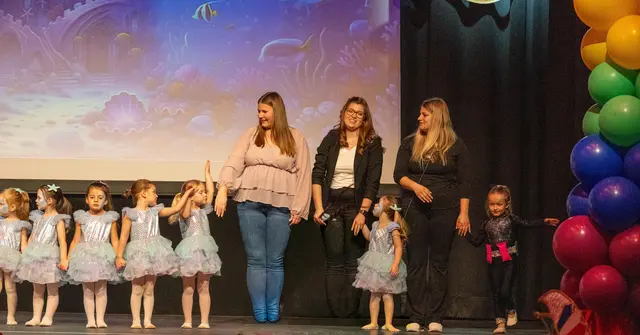 Die Löwen Kids mit Betreuerinnen | Foto: Wolfgang Neuberth
