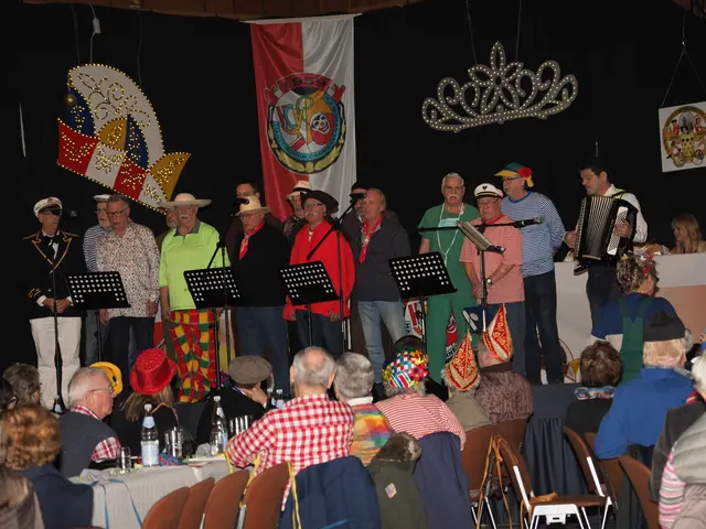 Ein buntes Programm, karnevalistische Stimmung und ein geselliges Miteinander: Die Seniorenprunksitzung am 8. Februar verspricht beste Unterhaltung. | Foto: Wiltraud Kissel