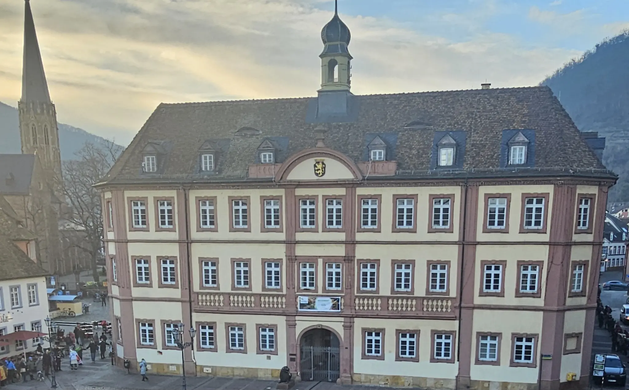 Stadt-Neustadt-baut-kommunales-Energiemanagement-weiter-aus