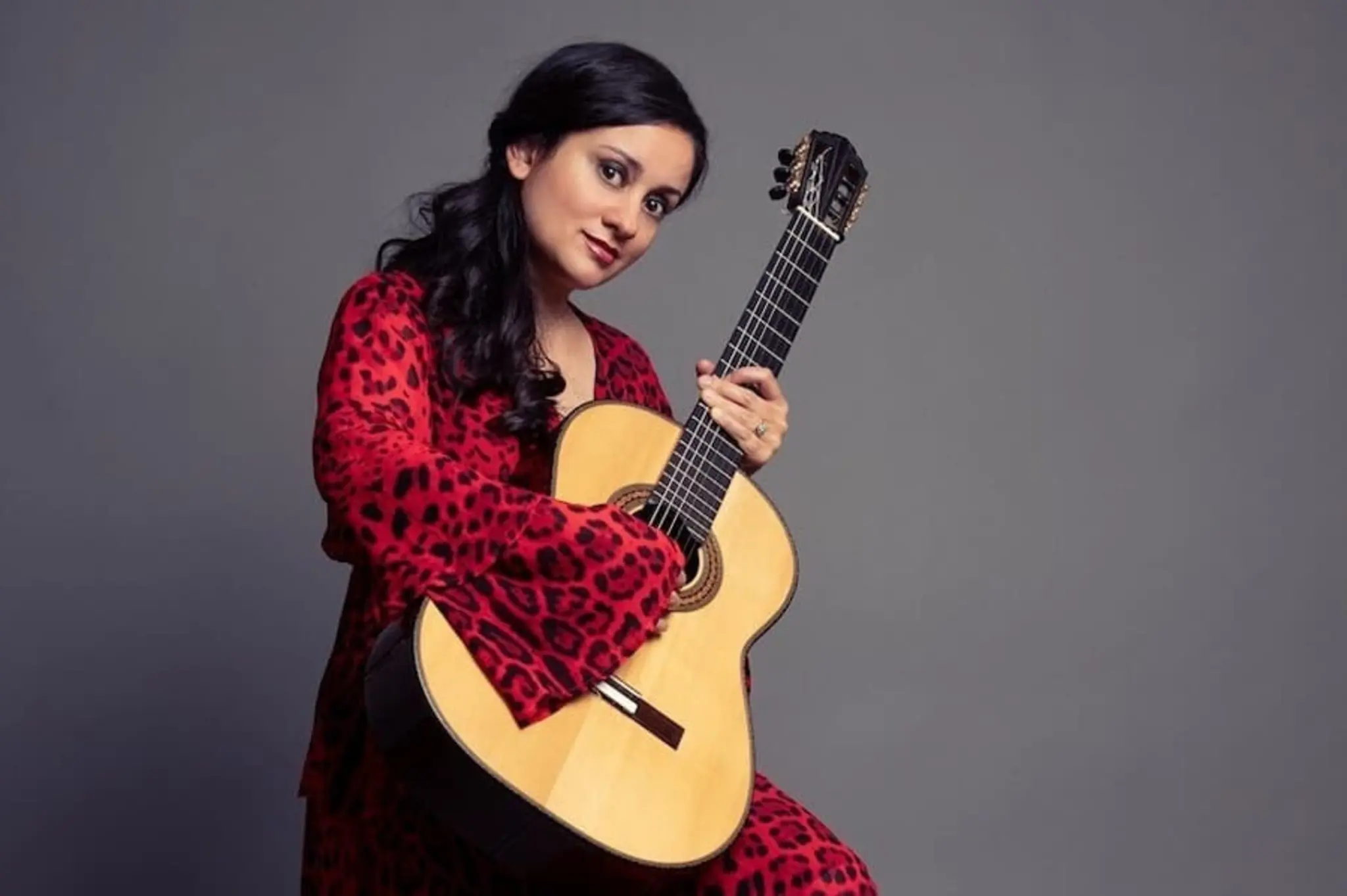 Gitarrenkonzert-mit-Negin-Habibi-im-GDA-Wohnstift-Neustadt
