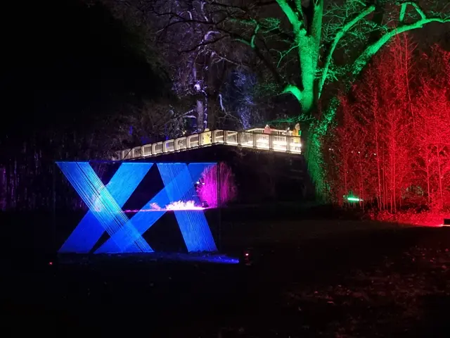 Die vielen Lichtern zaubern eine ganz besondere Stimmung in den Park. | Foto: BAS