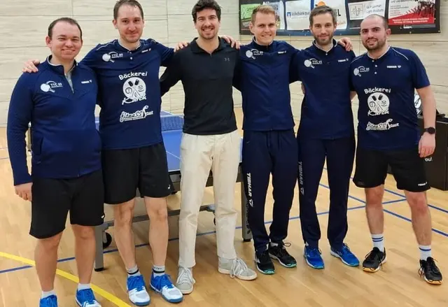 Glückliches Team nach starkem Auftritt! | Foto: C.B.