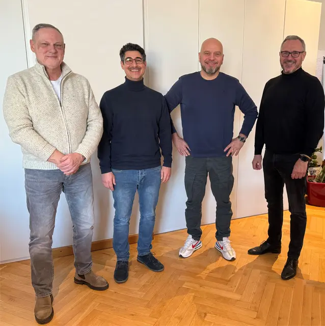 Mario Coric (2.v.r.) mit Bürgermeister Marcus Schaile (ganz rechts), dem stellvertretenden Büroleiter Ludwig Hans (ganz links) und Karim Eibad, Leiter des IB für die Süd- und Vorderpfalz. | Foto: Foto: SNelles | Stadt Germersheim | FREI