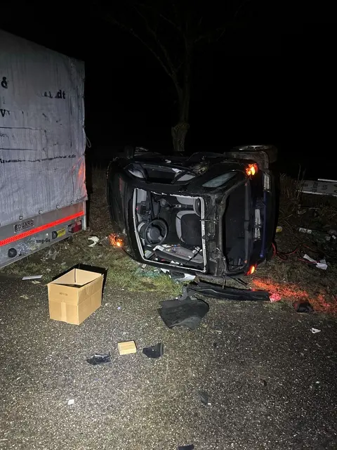 Unfall bei Bad Bergzabern | Foto: Polizei Bad Bergzabern