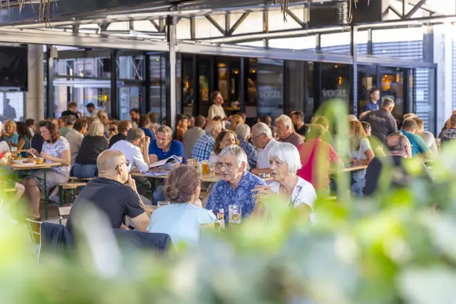 Ergänzt wird der Biergenuss durch ein exklusives Rahmenprogramm, das den Abend zu einem besonderen Erlebnis macht.  | Foto: KTG Karlsruhe Tourismus GmbH Foto Juergen Roesner
