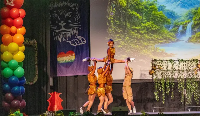 Juniorengarde als Affen und Forscher  | Foto: Wolfgang Neuberth