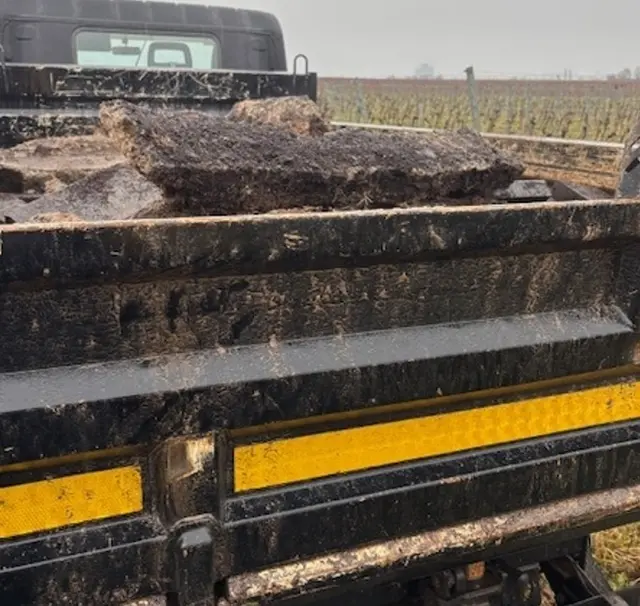Teerhaltiger Straßenaufbruch | Foto: Polizei Edenkoben