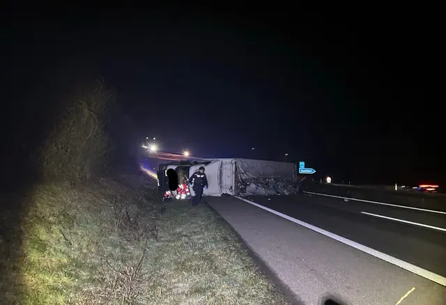 LKW-Unfall mit Vollsperrung der A65  | Foto: Polizei Edenkoben
