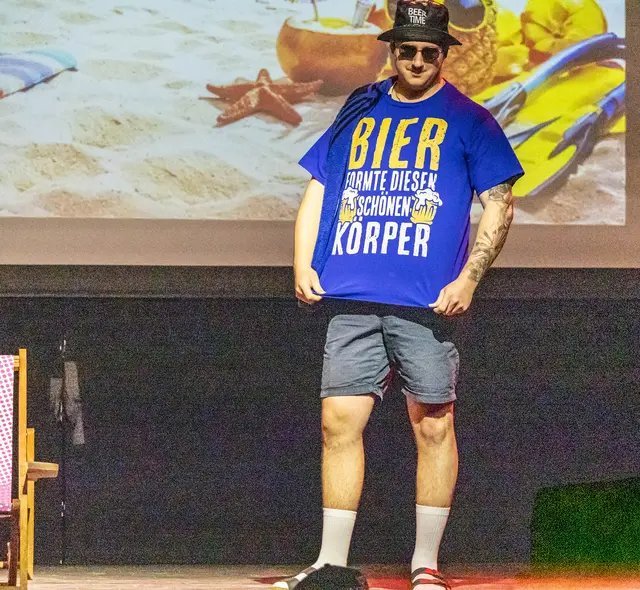 die Spezies „Germanicus Touristicus“ köstlich: Christian Adamczak  | Foto: Wolfgang Neuberth