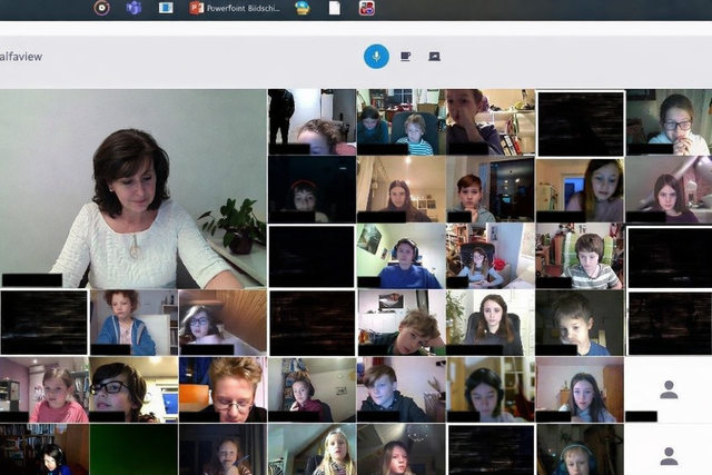 Online-KinderCollege an der DHBW Karlsruhe | Foto: Bildrechte: DHBW KA//C. Keller, DI mit KI (ChatGPT bearbeitet)