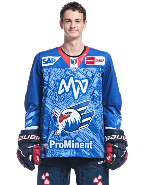 Nick Mähler mit der Spielernummer 66 | Foto: Adler Mannheim