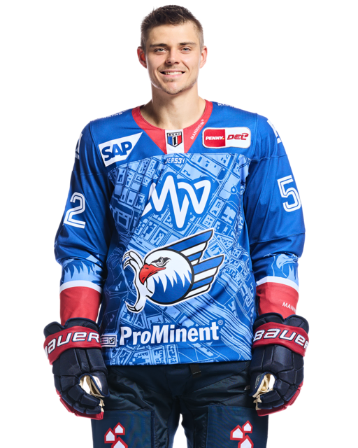 Nicolas Mattinen mit der Spielernummer 52 | Foto: Adler Mannheim