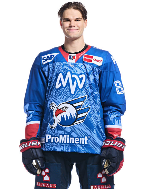 Maximilian Heim mit der Spielernummer 86 | Foto: Adler Mannheim