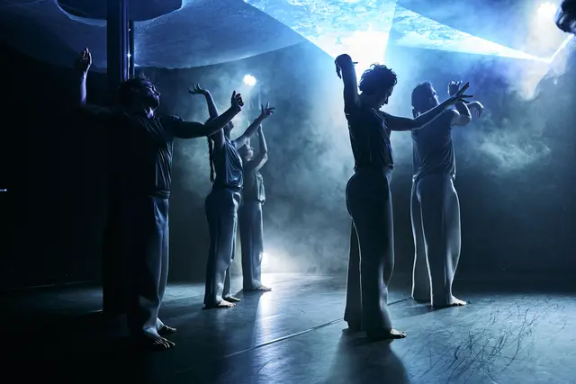 Zwischen Wahrnehmung und Widerspruch: „NOW is not a moment“ in Neustadt | Foto: Miriam Stranke