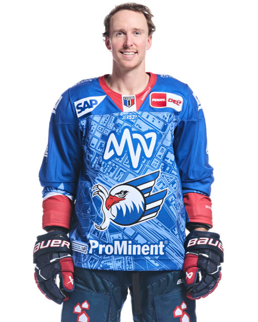 Dan Renouf mit der Spielernummer 4 | Foto: Adler Mannheim