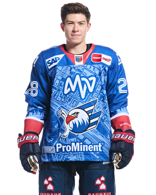 Alexander Ehl mit der Spielernummer 28 | Foto: Adler Mannheim