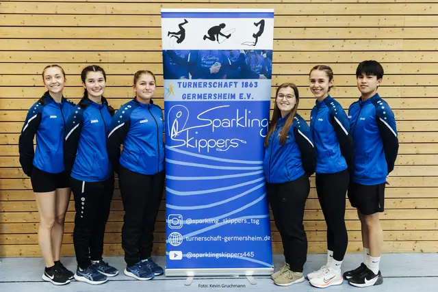 vlnr: Christina Khramtsov, Petra Golik, Emely Prel, Fabienne Metzger, Julia Linder und David Nghiem | Foto: Kevin Gruchmann